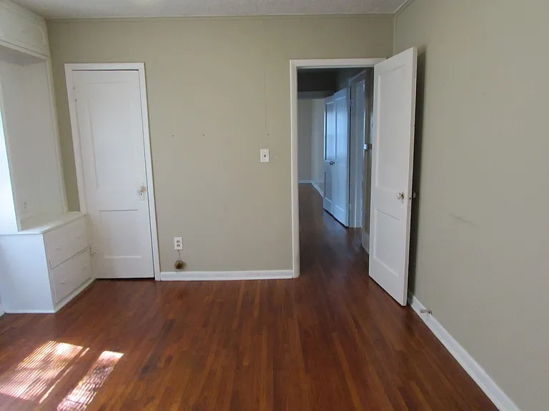 1339 S Gary Ave — Photo 5