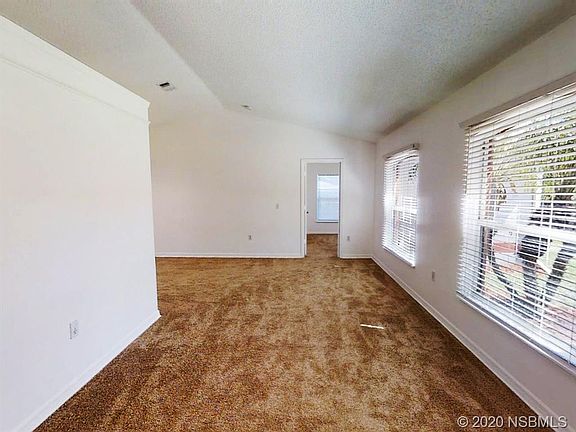 3rd image of 2640 E Dorchester Dr