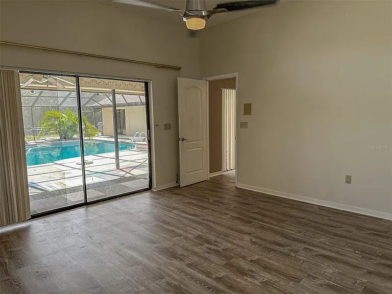 8732 Skymaster Dr — Photo 26