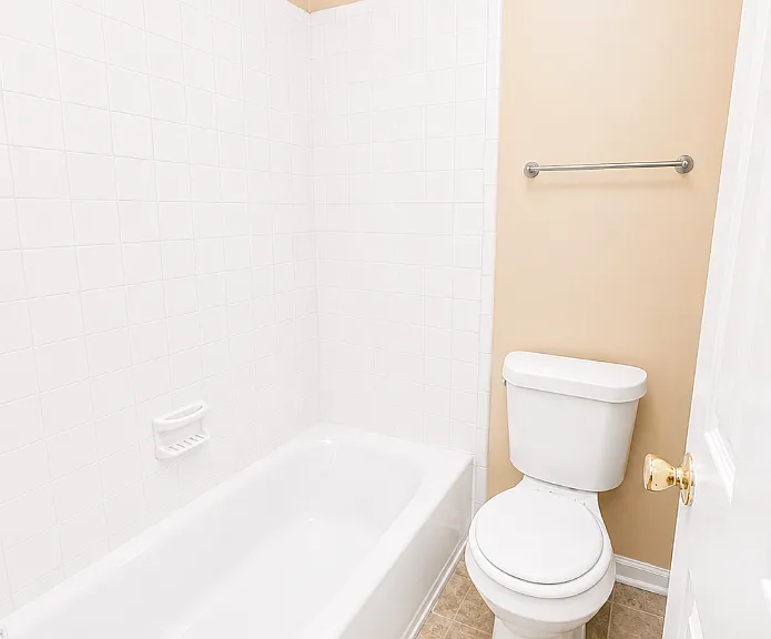 3260 Ridgecrest Dr — Photo 4