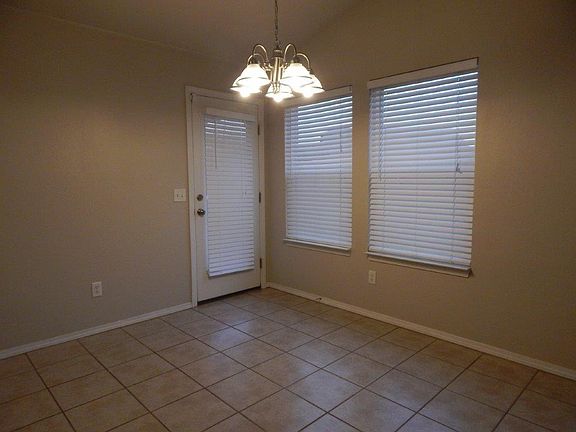4th image of 18501 Piedra Dr