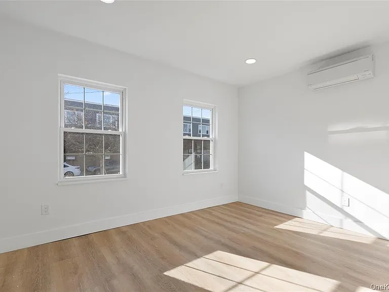 9 Lagrange Ave #1 — Photo 10