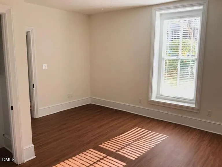 309 E Lane St — Photo 12