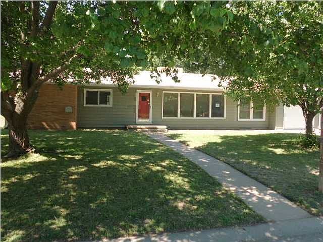 1st image of 1106 E Skyview Dr