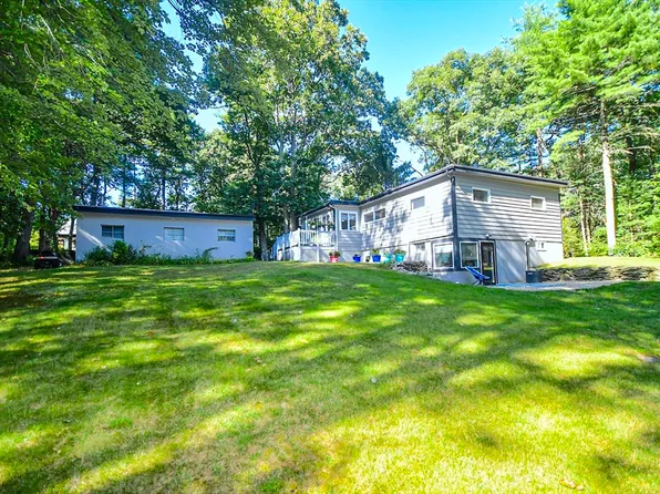 113 Jenkins Rd, Andover, MA 01810