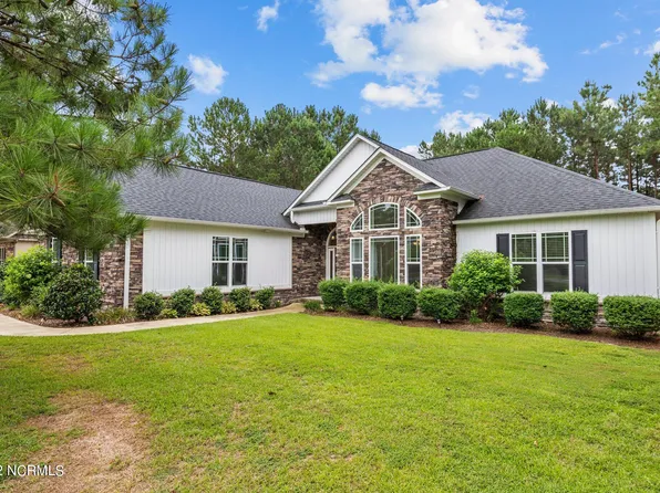 6 New Day Way, Whispering Pines, NC 28327