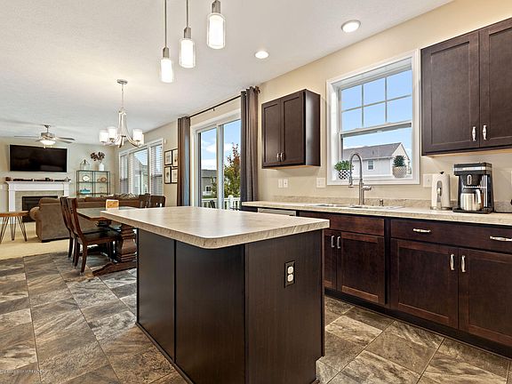 5th image of 3847 Baulistrol Dr