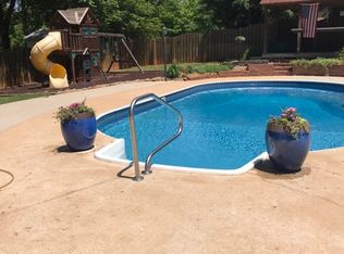 100 Walton Ct, Greer, SC 29651