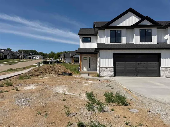 1403 Legend Dr, Tiffin, IA 52340