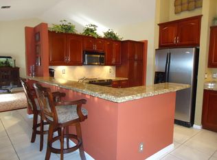 9495 Sun Pointe Dr, Boynton Beach, FL 33437