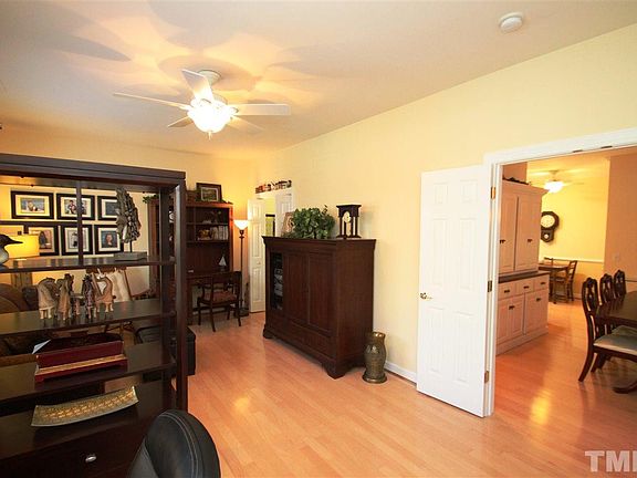 4th image of 805 Coalburn Pl #805