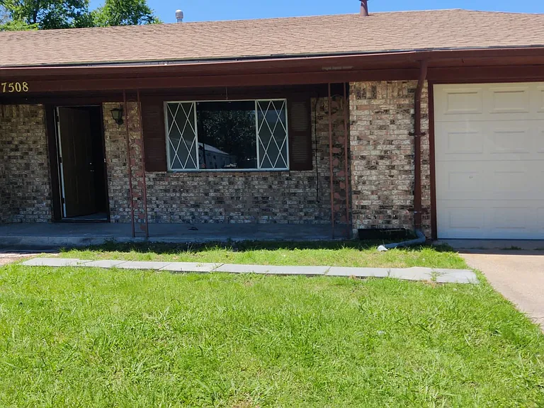 7508 Carol Dr — Photo 3