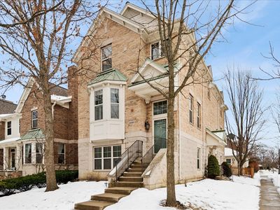 2230 Goldenrod Ln, Glenview, IL, 60026