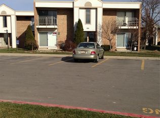 1603 Cass Lake Rd #1-A, Keego Harbor, MI 48320