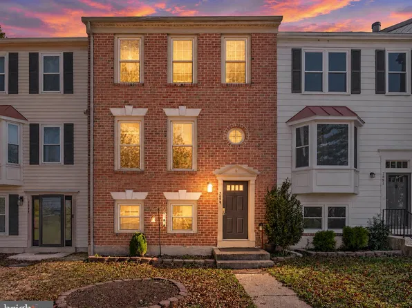 7379 Emerald Dr, Manassas, VA 20109