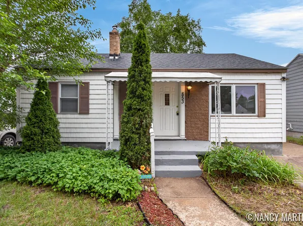 853 California St NW, Grand Rapids, MI 49504