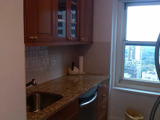 Rented by Tomoko Nagahama, LREB | media 14