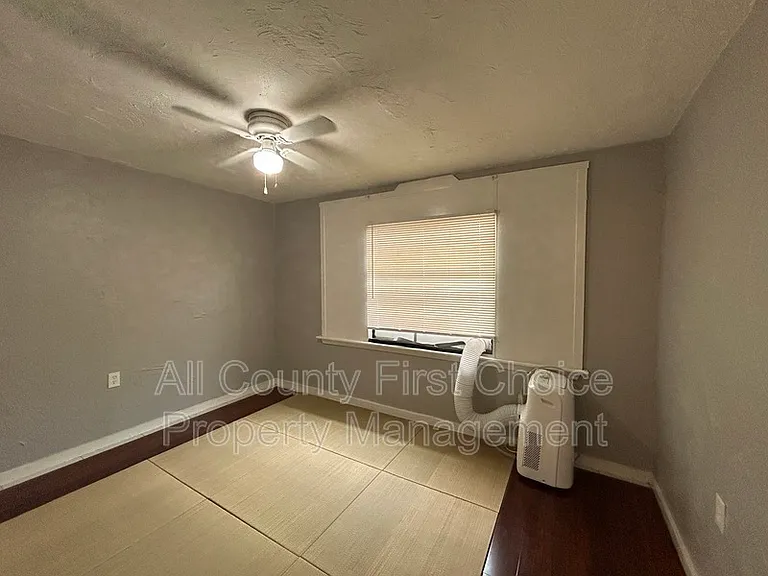 4340 7th Ave N — Photo 15