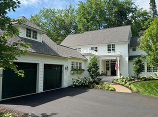 5980 Christmas Lake Rd, Shorewood, MN 55331