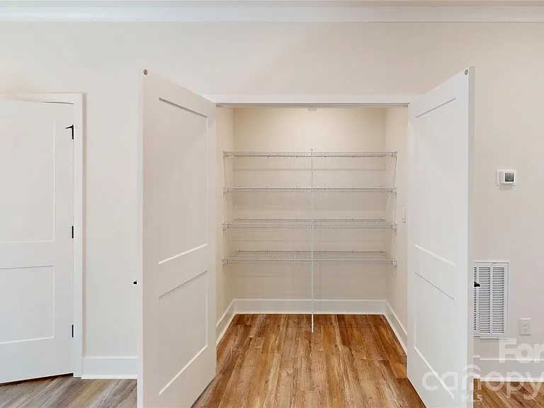 3640 Spencer St — Photo 7