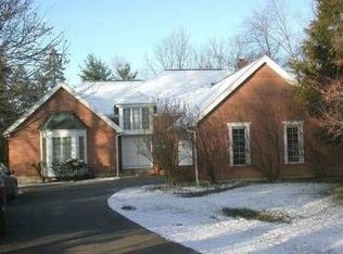 10 Wedgewood Dr, Ithaca, NY 14850