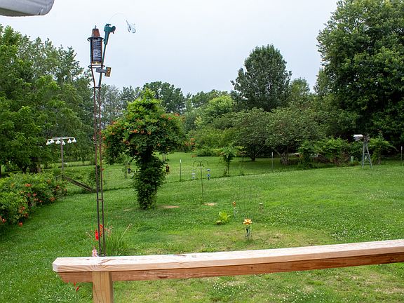 3rd image of 137 James Robert Ln