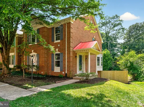 6504 Hubbardton Way, Springfield, VA 22150