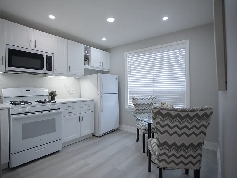 189 Vodden St E #1 — Photo 5
