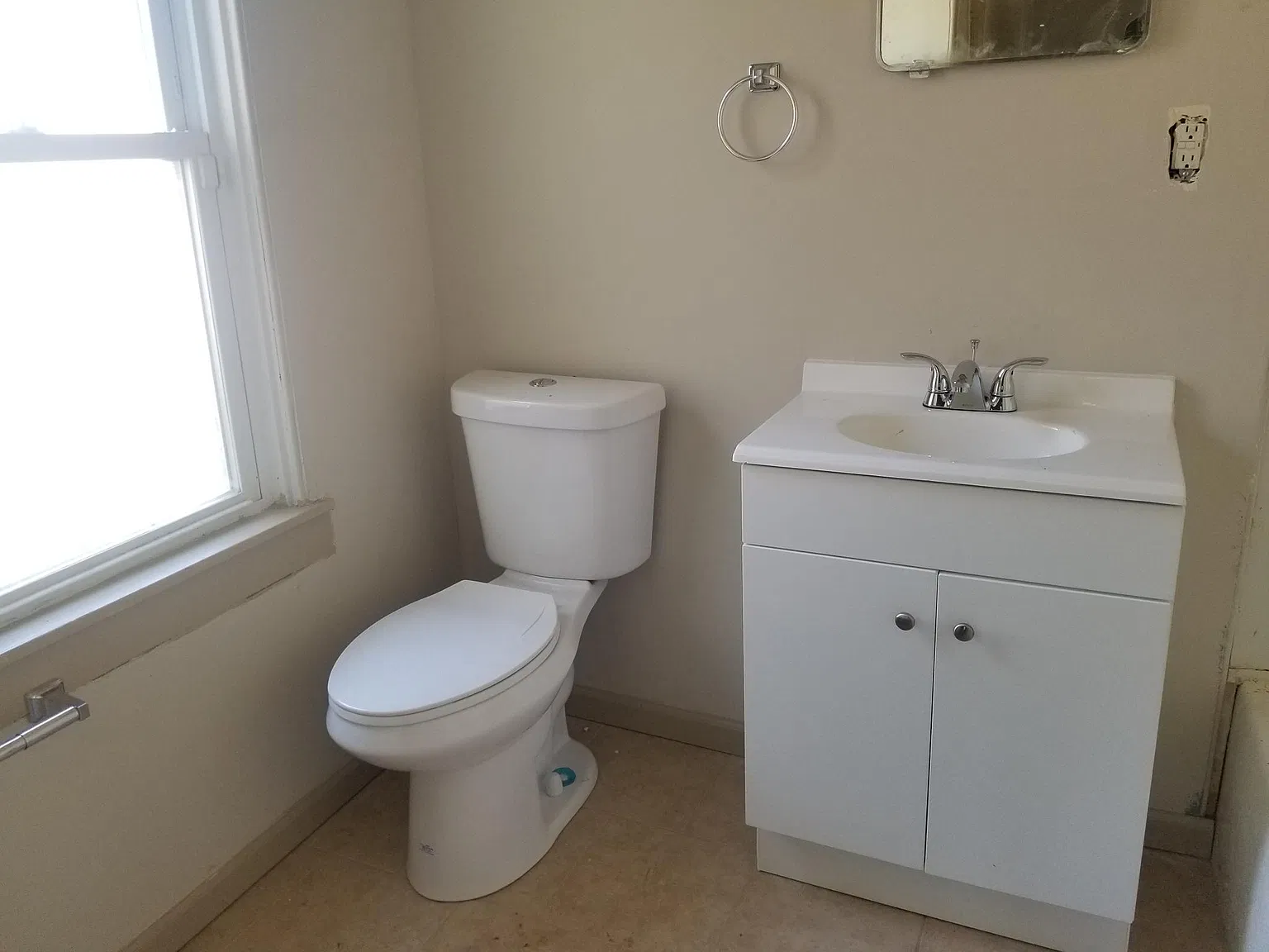 5063 Massachusetts St — Photo 3