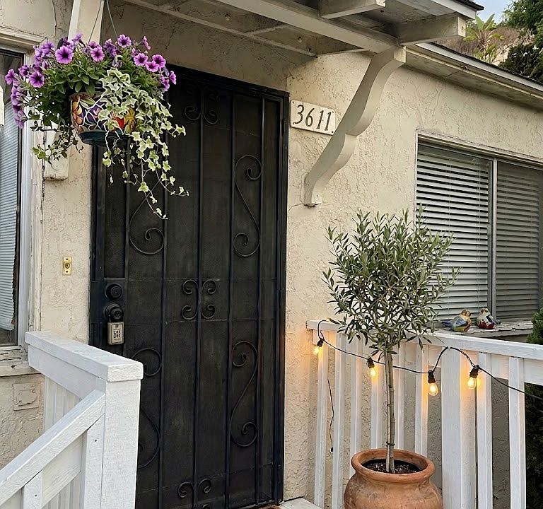 1st image of 3611-3617 Reynard Way