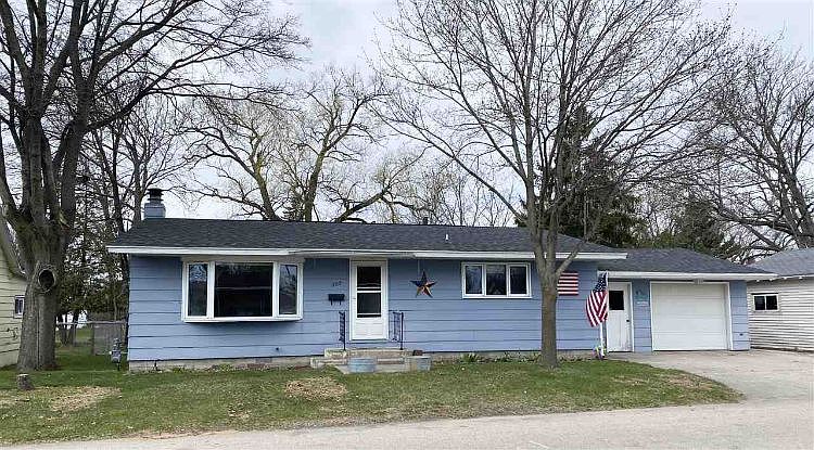1st image of 1209 22nd St