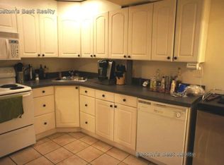 1813 Beacon St #3, Brookline, MA 02445