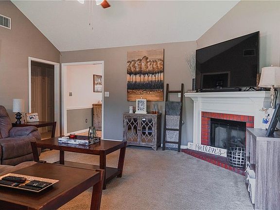4th image of 5322 Big Oaks Dr
