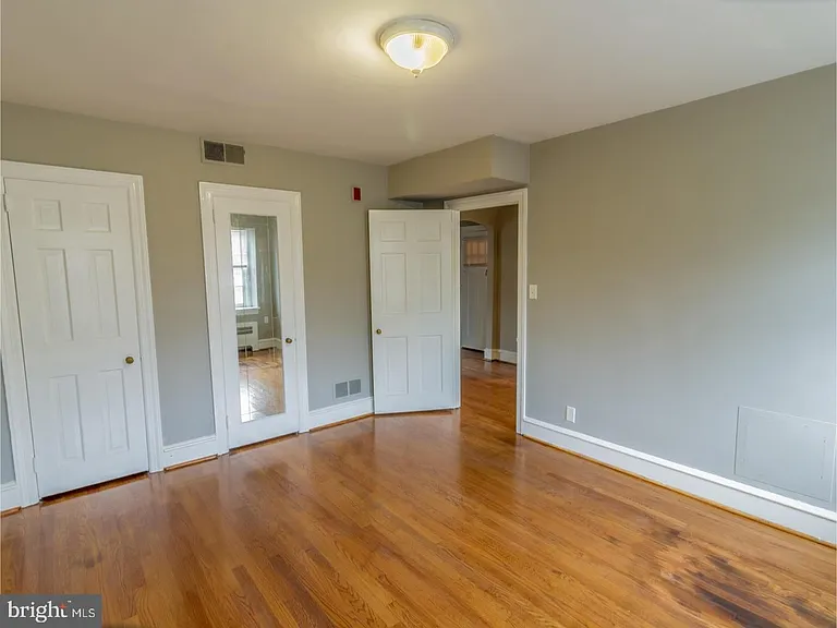 709 N Broom St — Photo 7