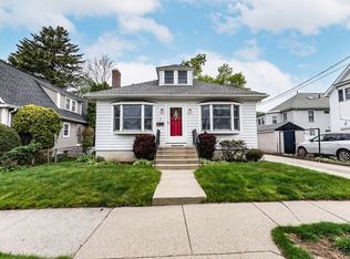 7 Dana Rd, Newton, MA 02465