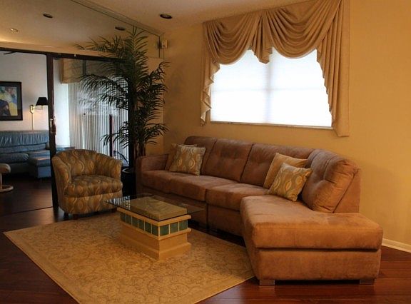 3rd image of 6258 Pointe Regal Cir #B