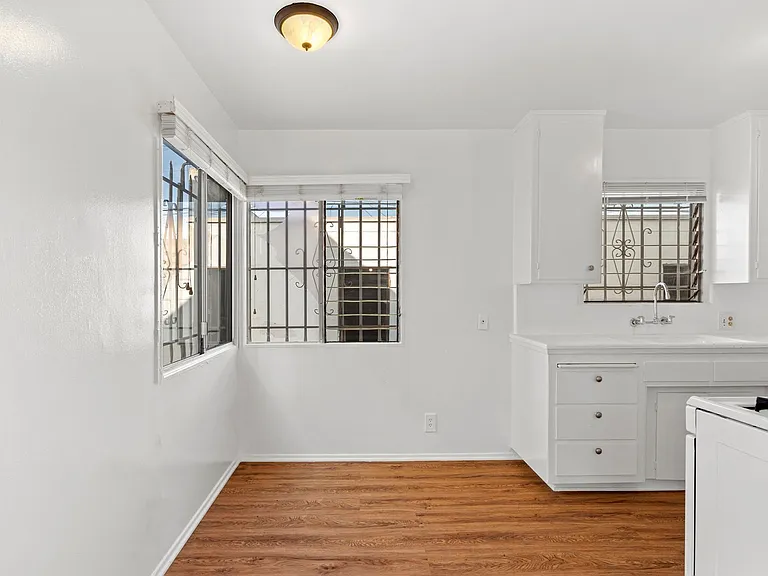 1408 - 1412 Centinela Ave Inglewood, CA 90302 — Photo 13