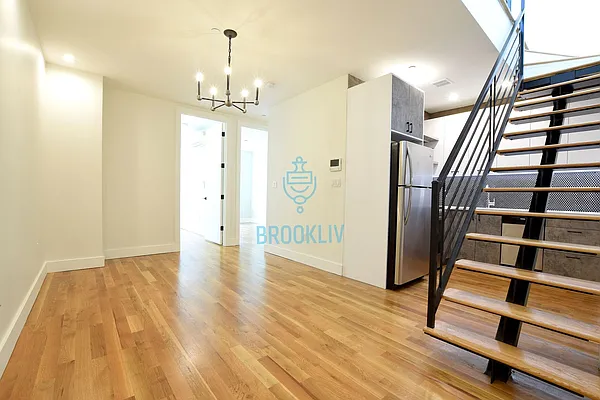 Rented by null | media 79