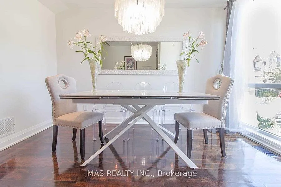 3 bed, 2.5 bath, 2150 sqft, $8,880 — Photo 4