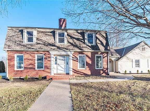 4th image of 9615 Betsy Ross Ln