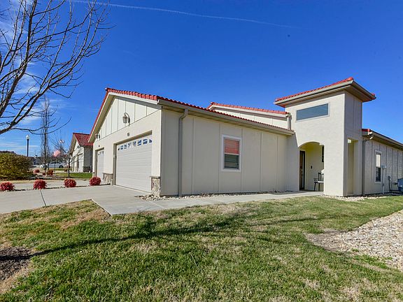 2nd image of 155 Siena Boulevard