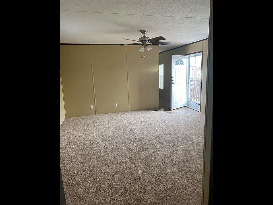 2nd image of 7601 Daffan Ln Trailer 241