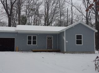 8788 Cedar Ridge Ln, Fife Lake, MI 49633