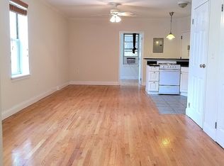 132 1st Ave #2, New York, NY 10009
