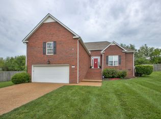 1906 Amacher Dr, Spring Hill, TN 37174