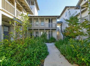 215 Rock St APT 2, Georgetown, TX 78626