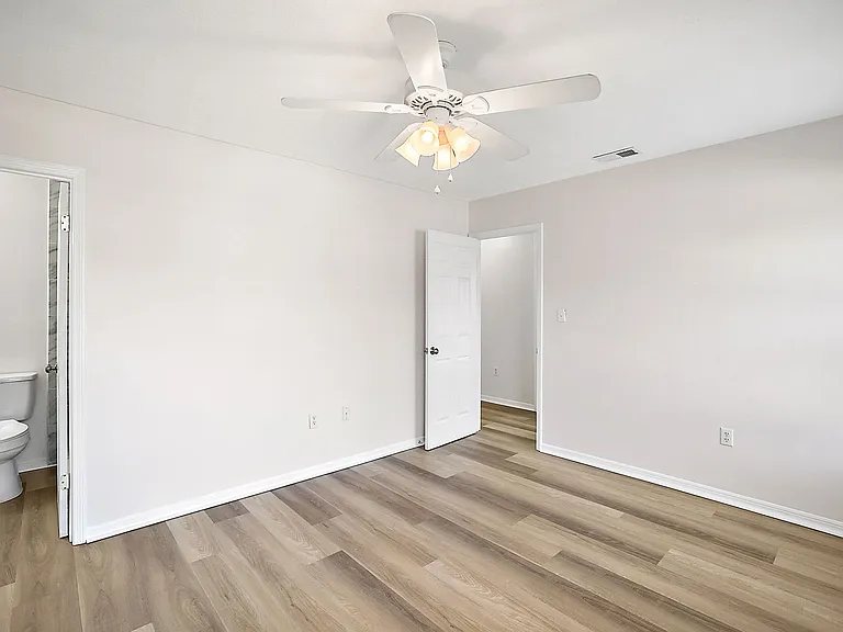 202 Fernwood St #1 — Photo 13