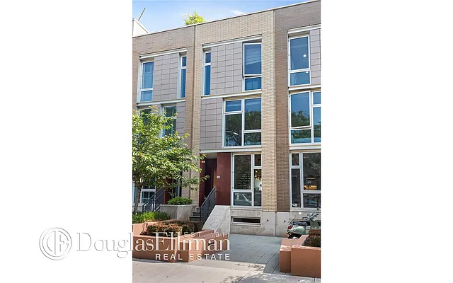 Rented by Douglas Elliman | media 17