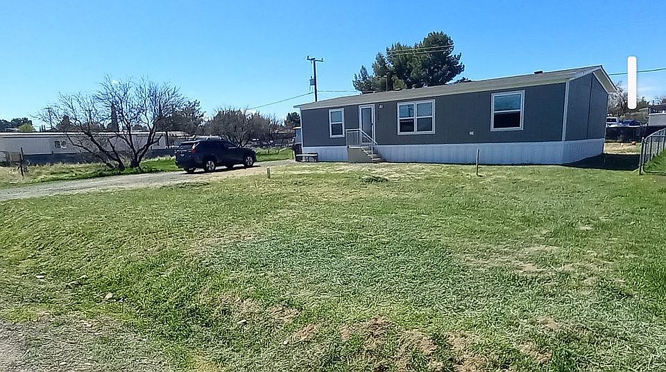 1st image of 16064 S Papago Dr
