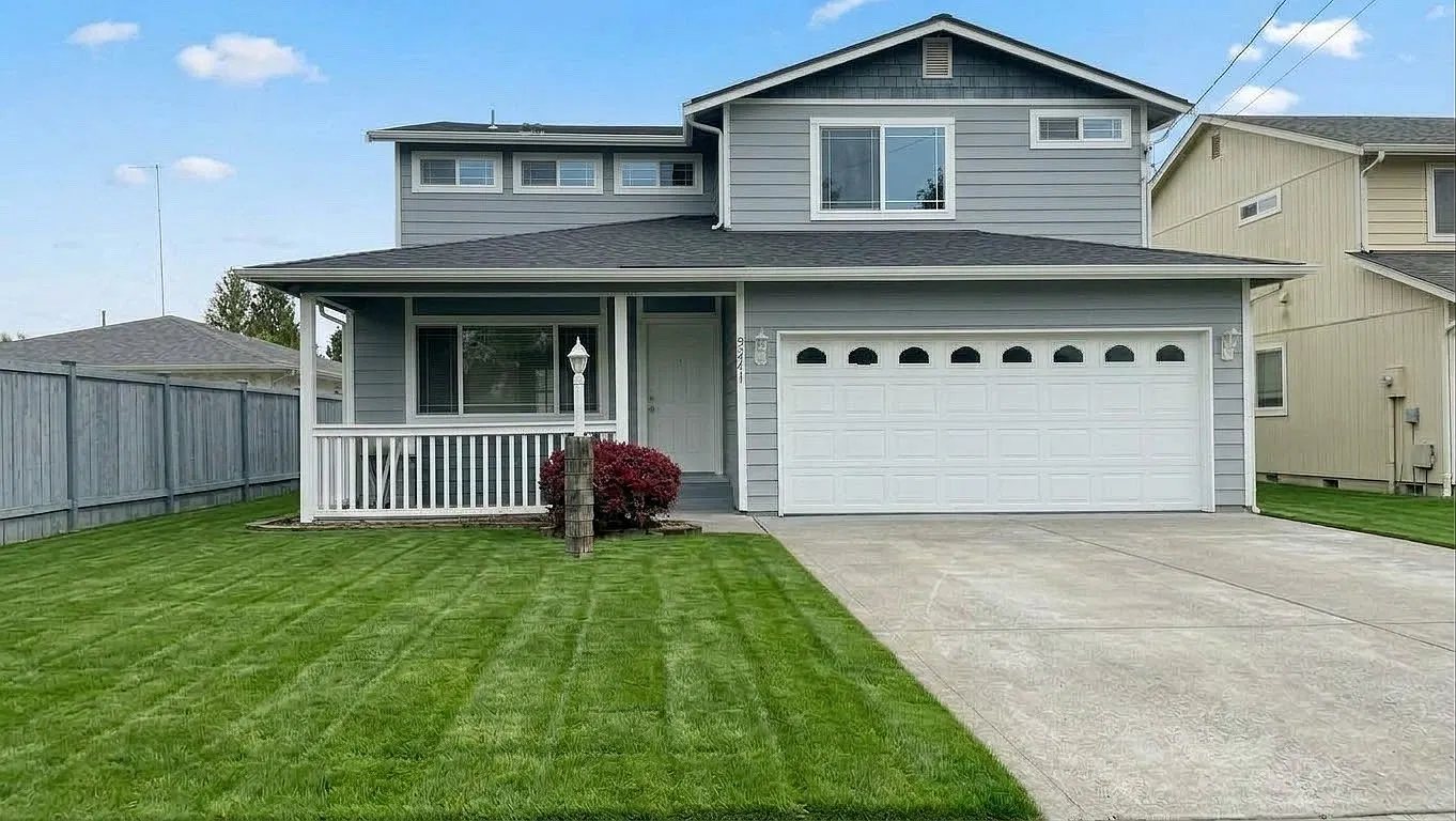 4 bed, 1980 sqft, $3,100 — Photo 1